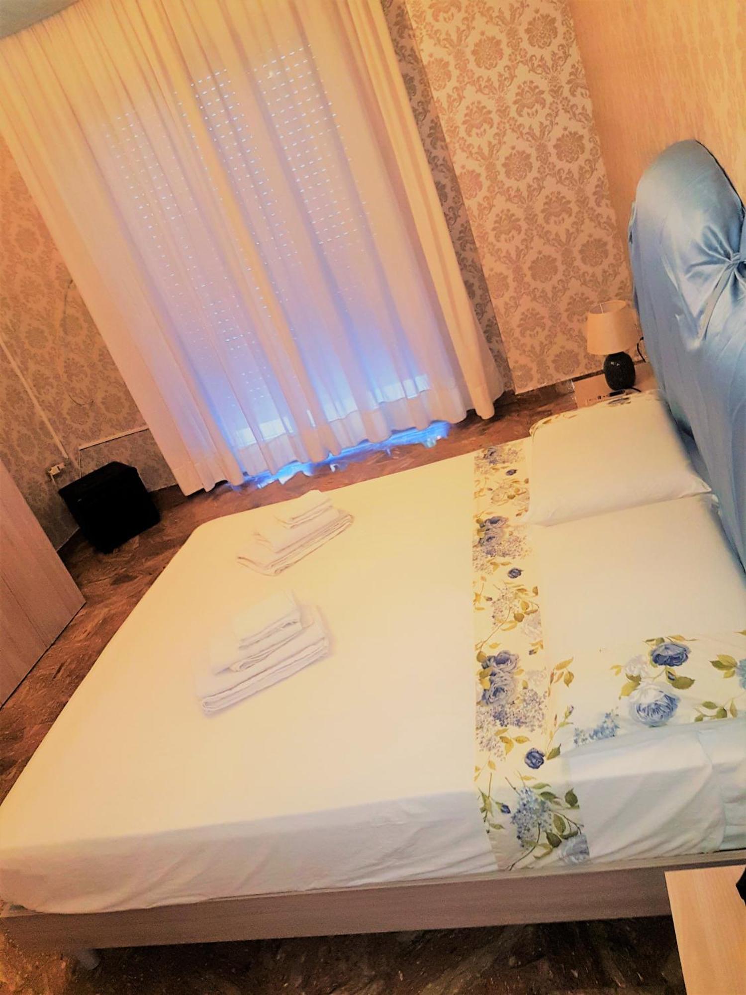 La Dimora Di Antonietta - Centro Storico Appartement Napels Buitenkant foto